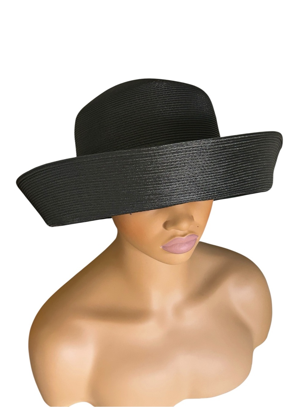 Classy Wide Brim Black Women's Straw Sun Hat with Skinny Band